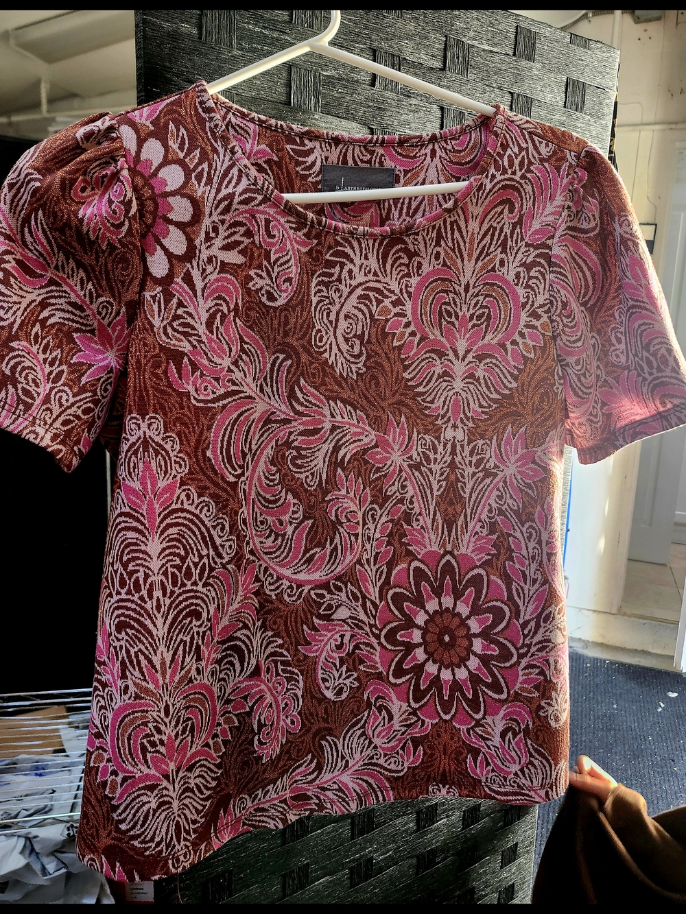 Anthropologie Pink & Brown (With A Touch Of Mettalic) Floral Short-Sleeve Top